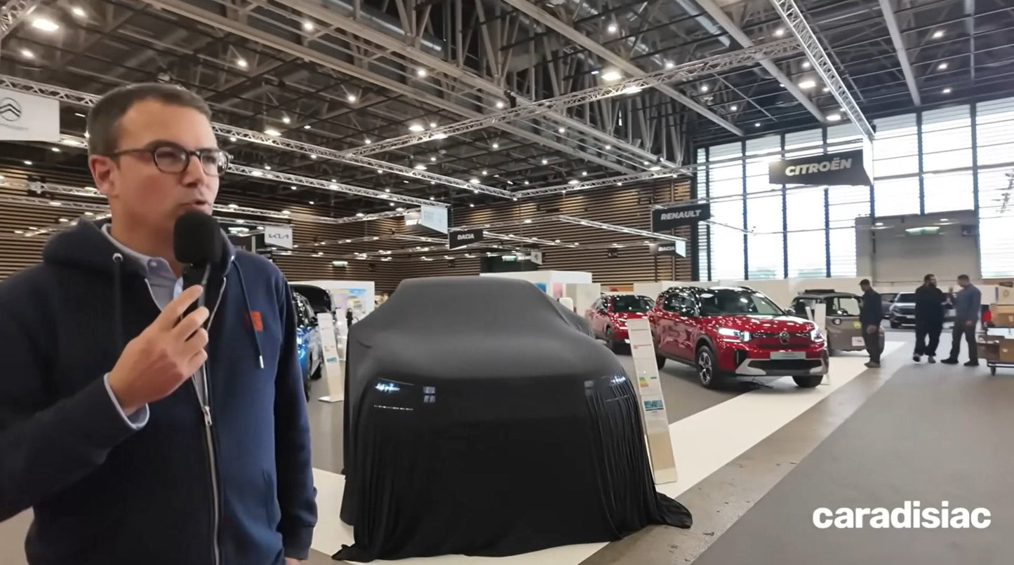 Drap de Présentation Showroom Voiture SOFT™ - Black